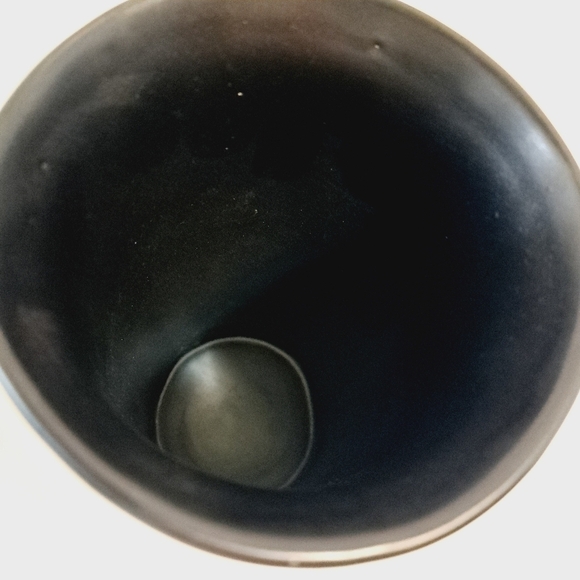 Smoky Mountain‎ Pottery 2008 Layered Tall Vase - Picture 3 of 5